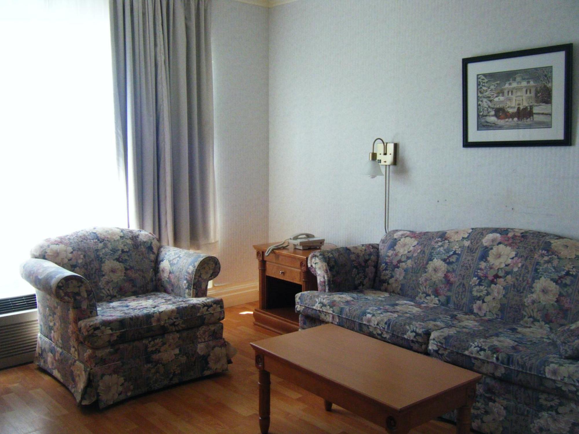 Claymore Inn And Suites Antigonish Экстерьер фото