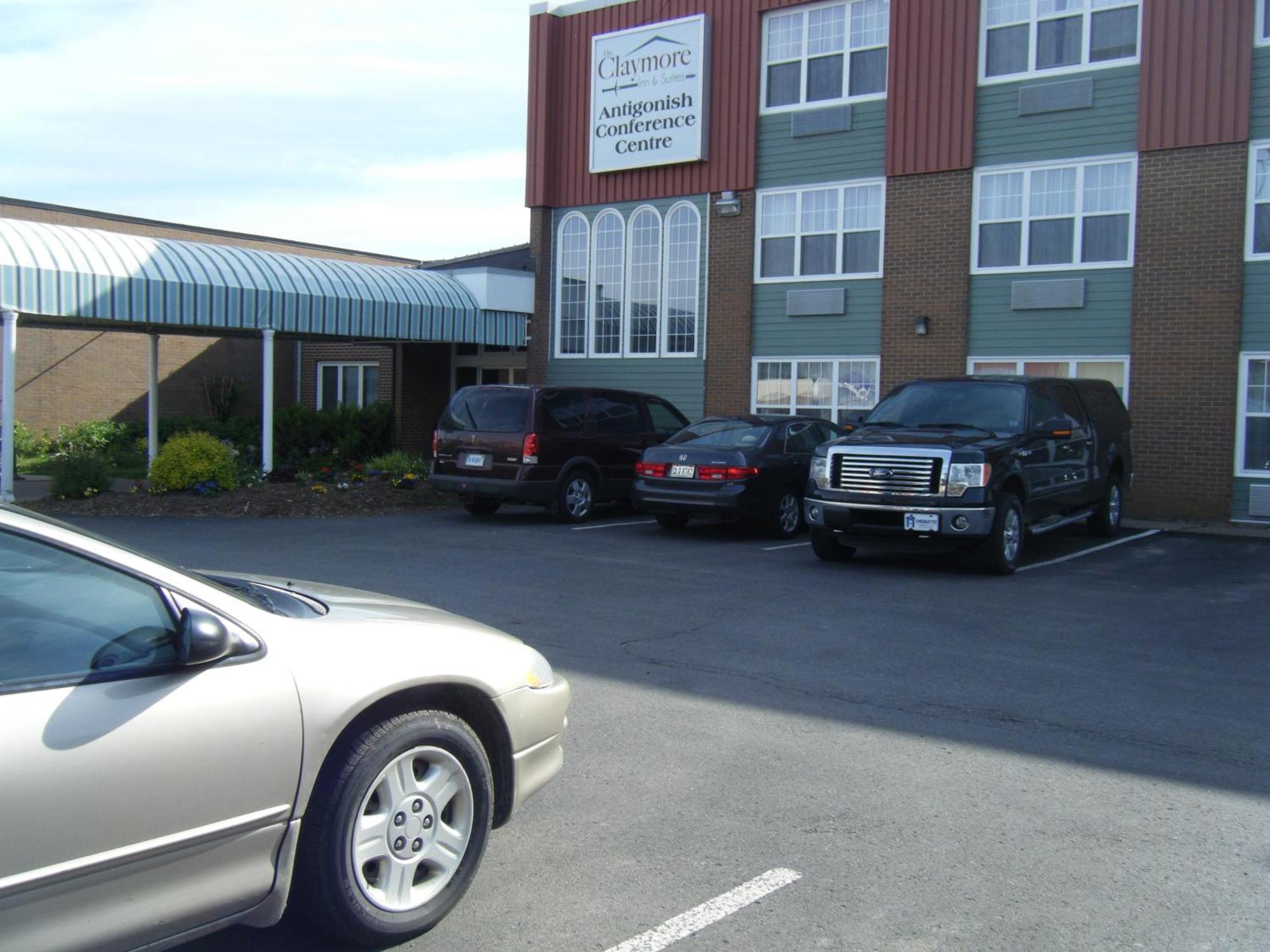 Claymore Inn And Suites Antigonish Экстерьер фото