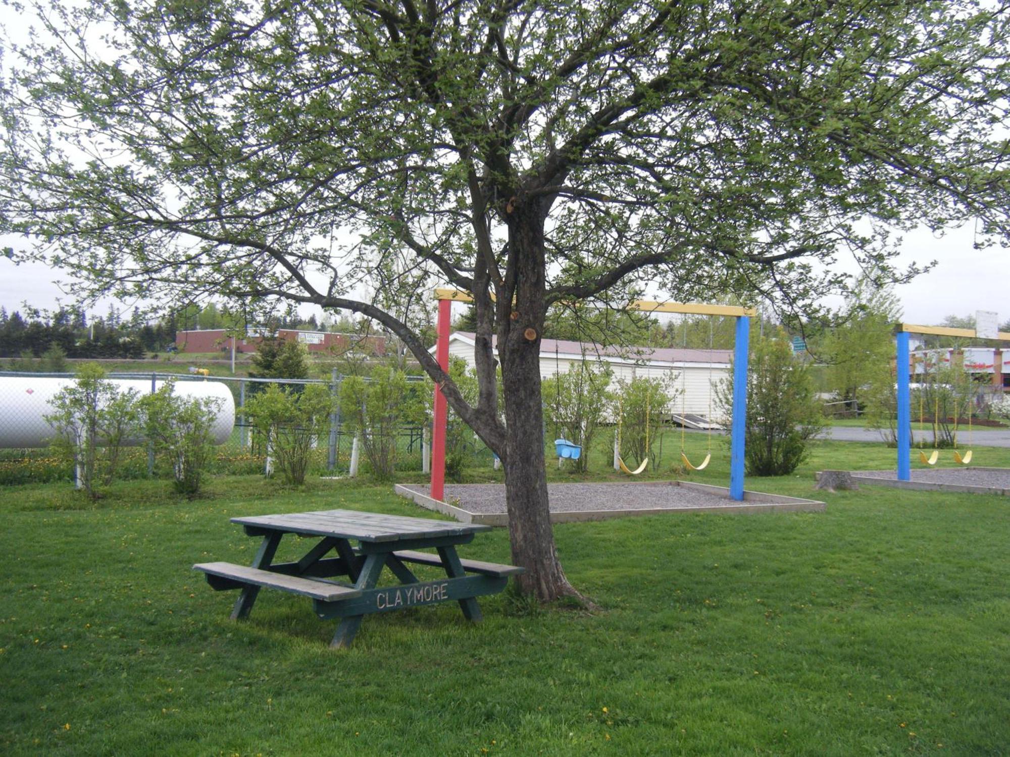 Claymore Inn And Suites Antigonish Экстерьер фото