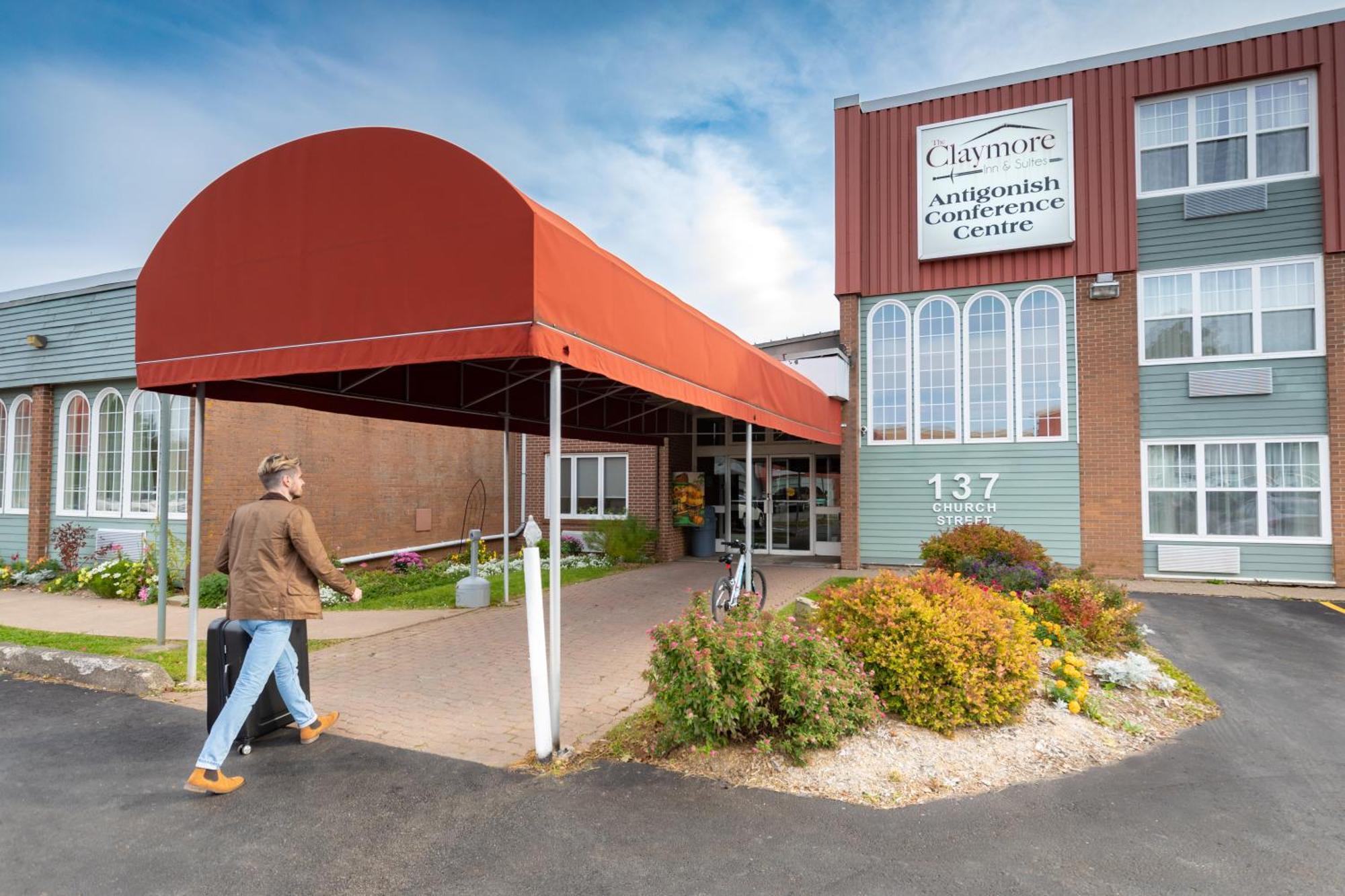 Claymore Inn And Suites Antigonish Экстерьер фото